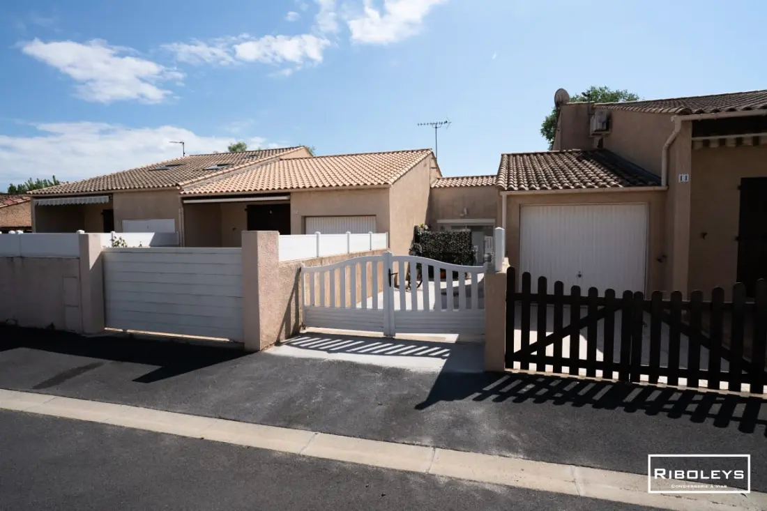 Charmante Maison Climatisée à 500m De La Plage