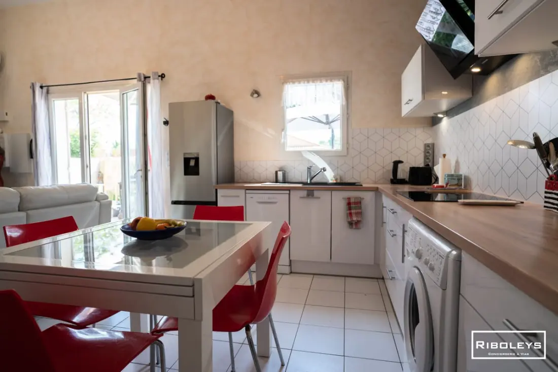 Charmante Maison Climatisée à 500m De La Plage