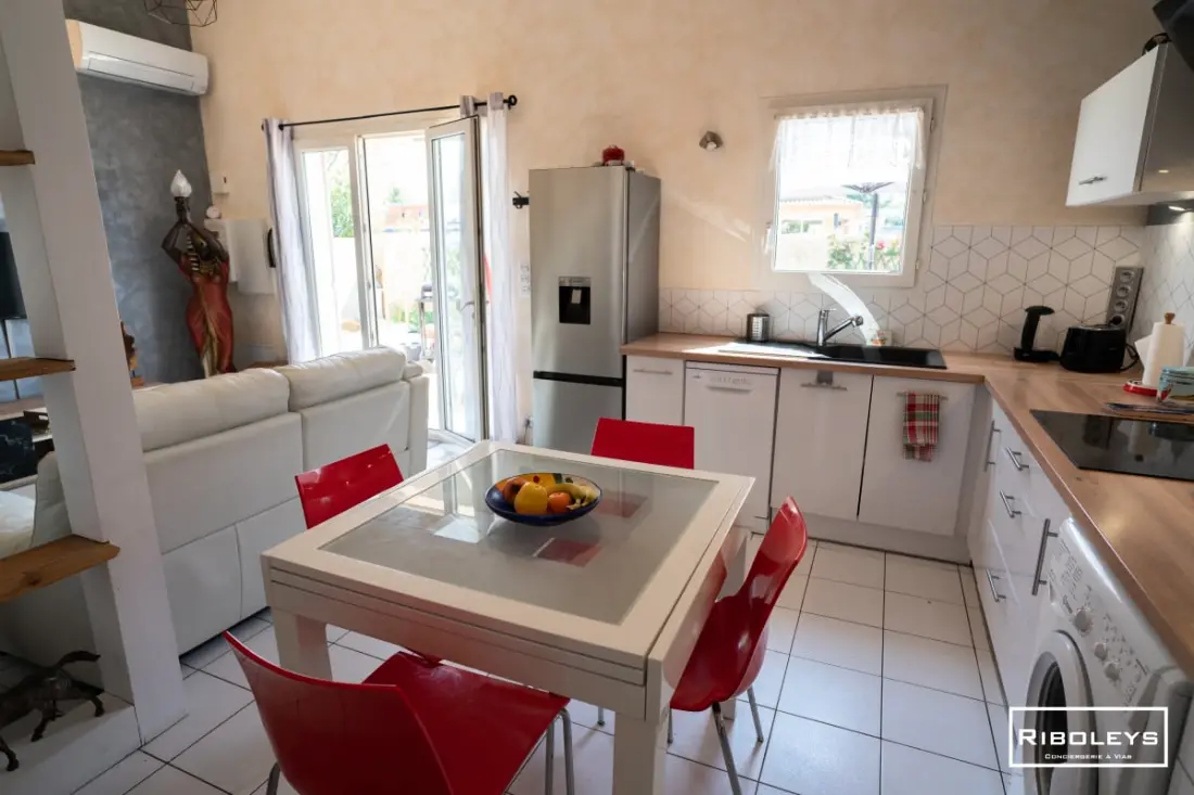Charmante Maison Climatisée à 500m De La Plage