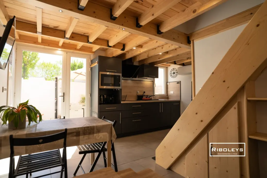 Riboleys - Maison Climatisée, Wifi à 600m De La Mer