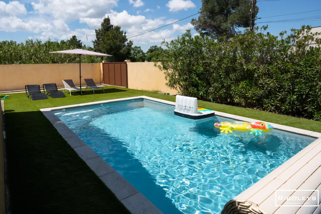 Riboleys – Villa Plain-pied Avec Piscine Et Clim
