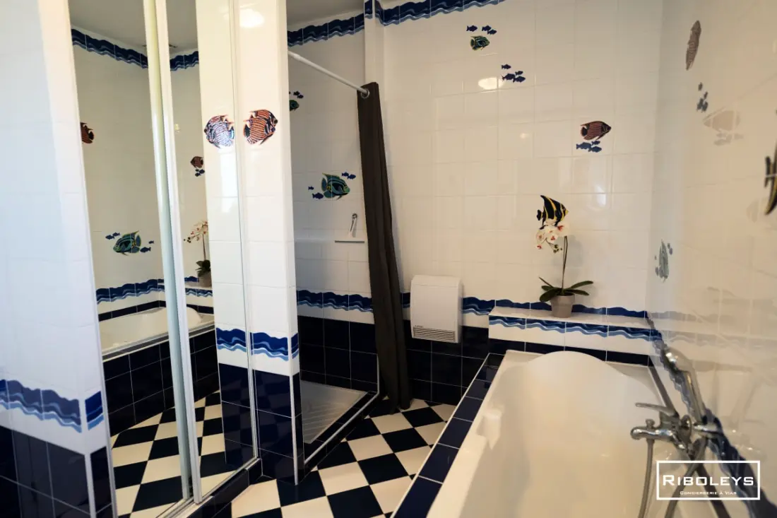 Riboleys – Villa Plain-pied Avec Piscine Et Clim