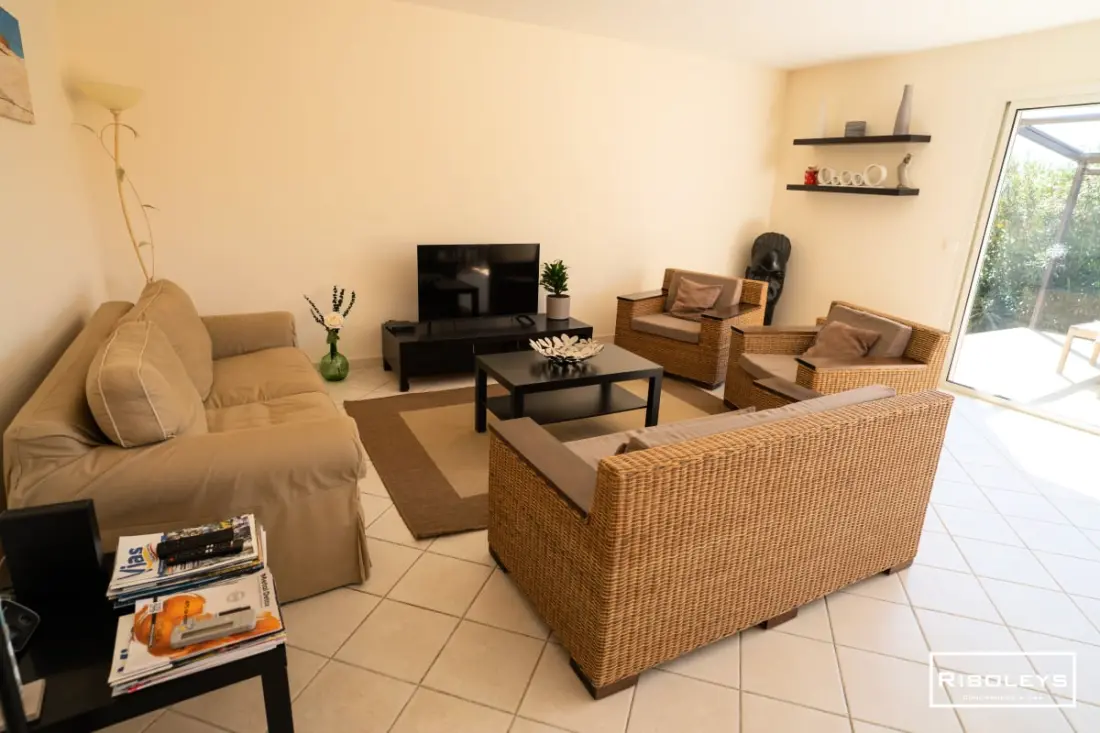 Riboleys – Villa Plain-pied Avec Piscine Et Clim