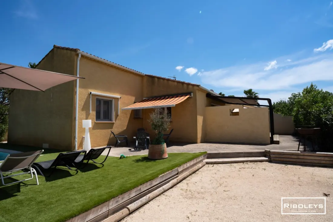 Riboleys – Villa Plain-pied Avec Piscine Et Clim