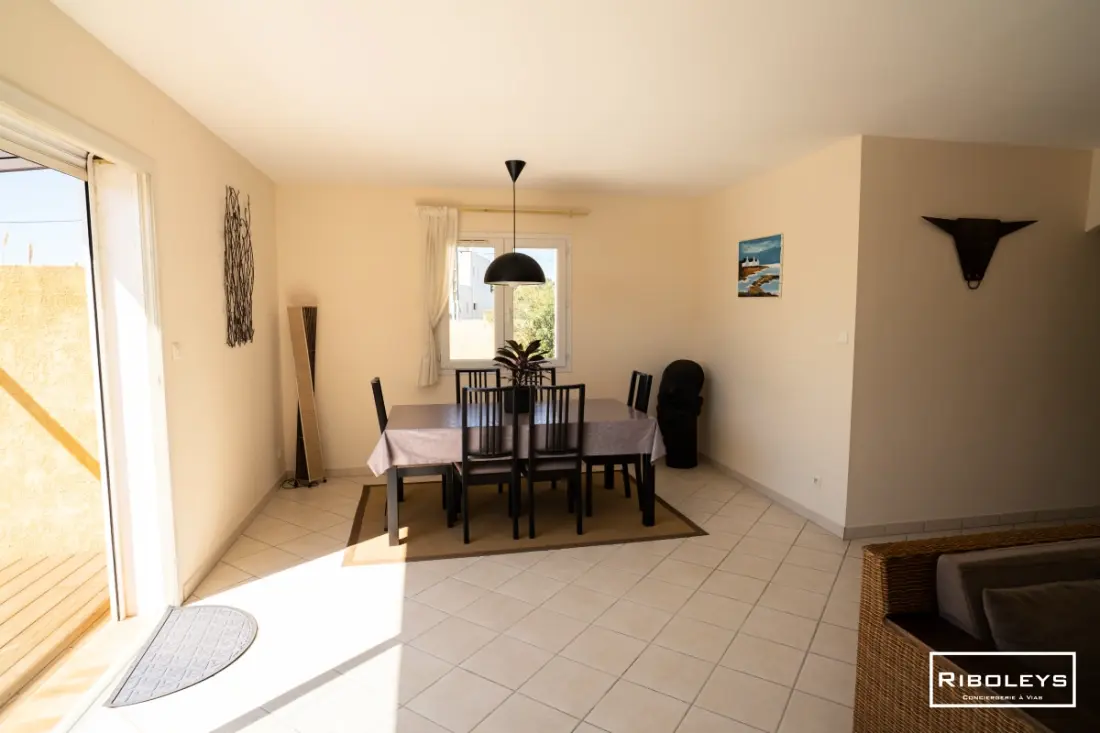 Riboleys – Villa Plain-pied Avec Piscine Et Clim