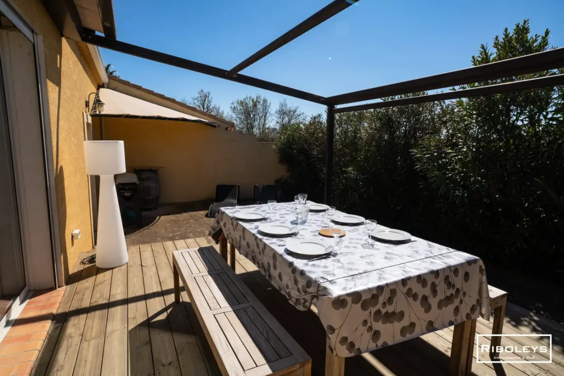Riboleys – Villa Plain-pied Avec Piscine Et Clim