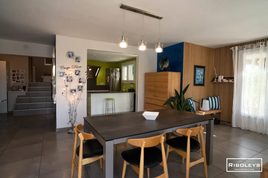 Riboleys - Villa T4bis Climatisée Avec Piscine