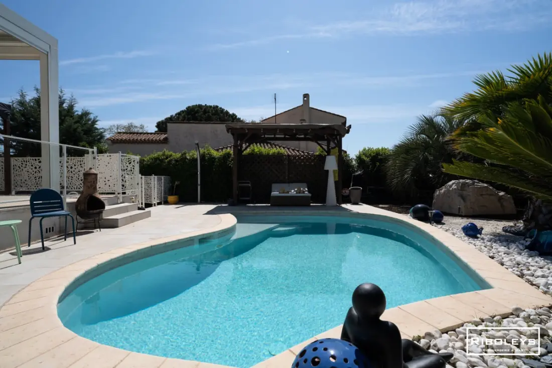 Riboleys - Villa T4bis Climatisée Avec Piscine