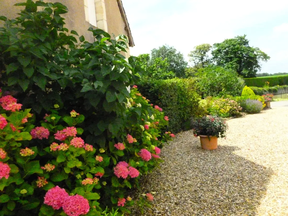 Maison de Vacances Vicq-sur-Nahon 2