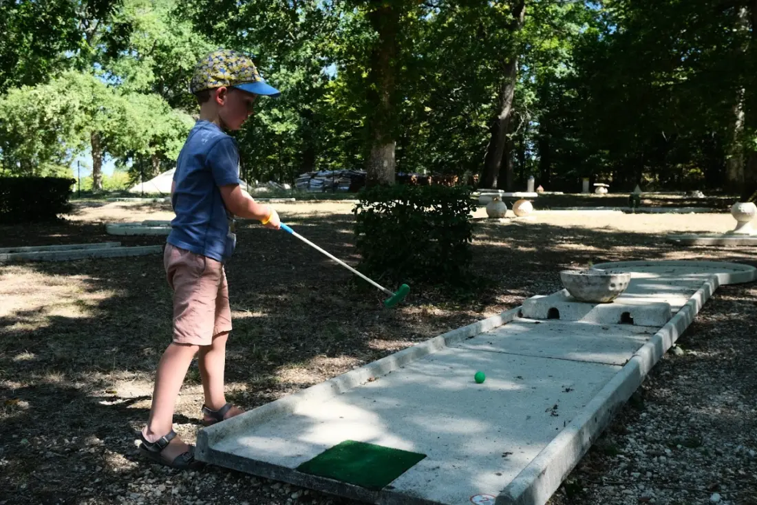 Camping Seasonova L'Etang des Bois 2 étoiles★★
