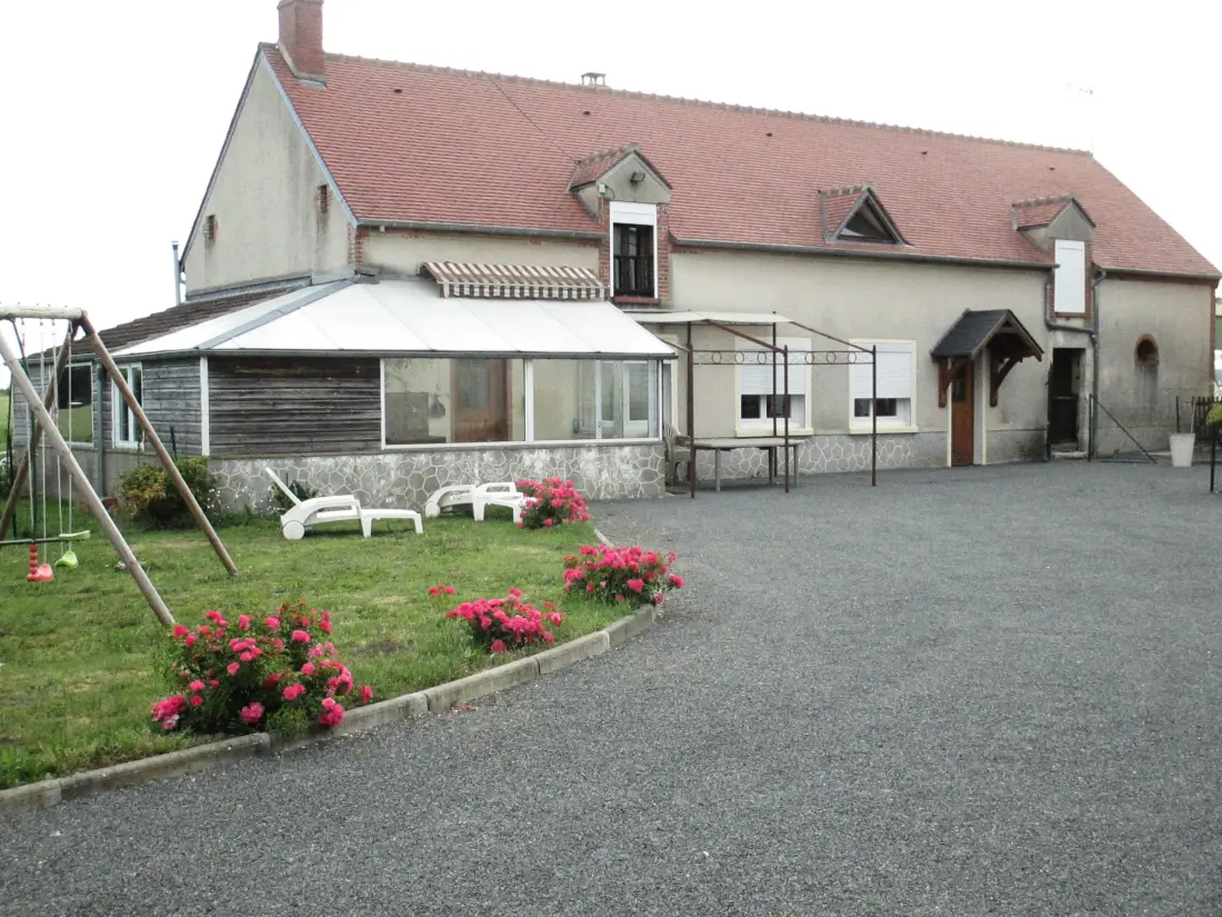 Maison de Vacances Vieilles-Maisons-sur-Joudry