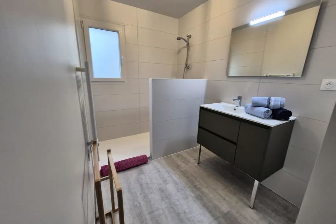 Maison Familiale De 85 M² Avec Jardin à Vierville