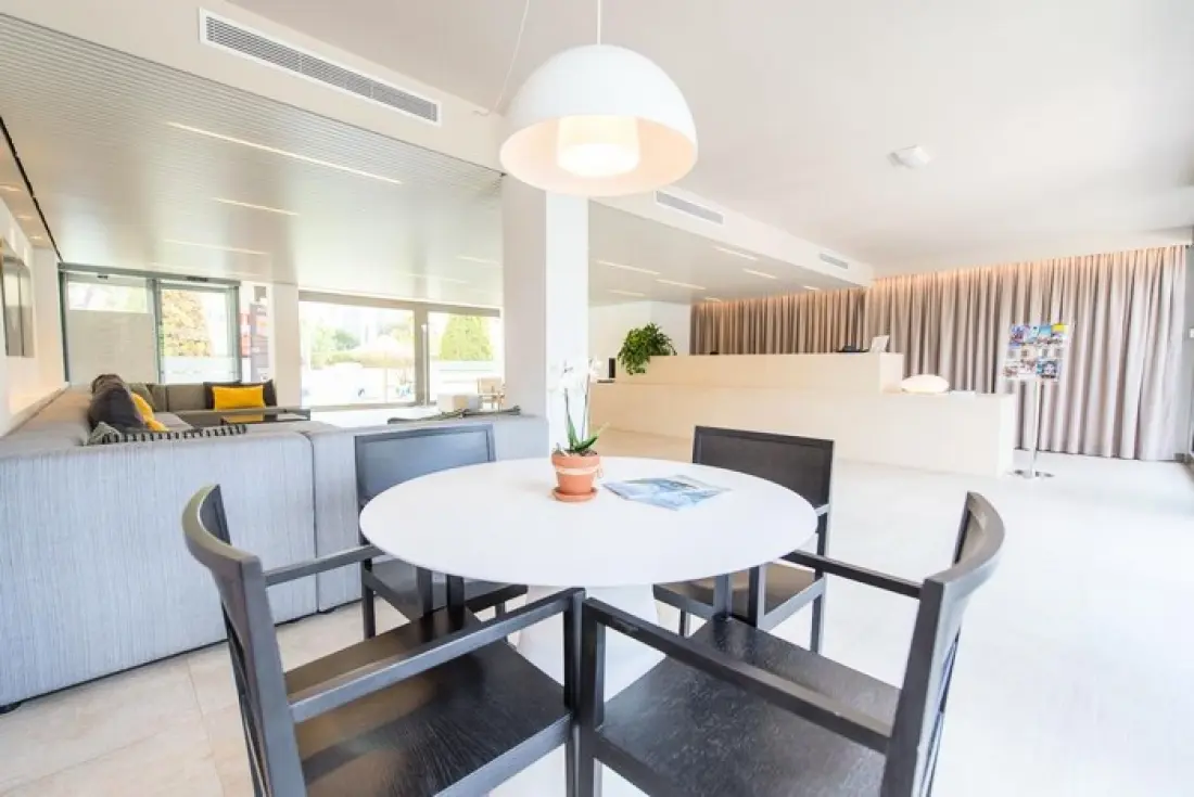 Atenea Park Suites & Apartments
