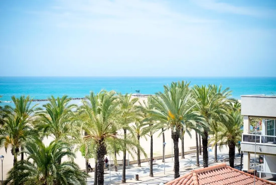 Atenea Park Suites & Apartments