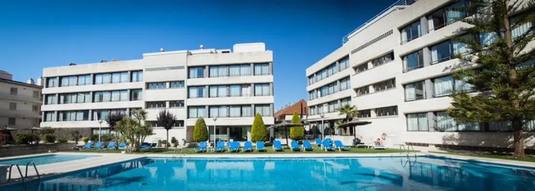 Atenea Park Suites & Apartments