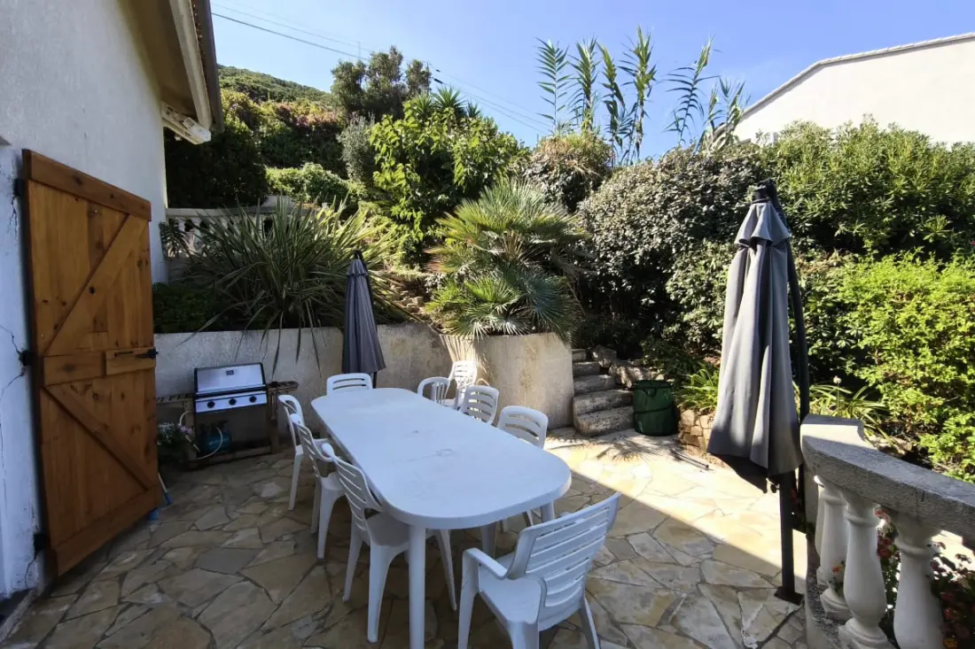 Villa Spacieuse Avec Piscine Et Vue Sur La Mer