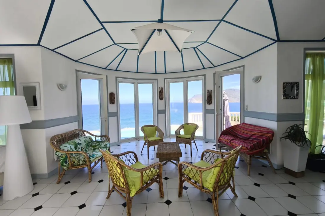 Villa Spacieuse Avec Piscine Et Vue Sur La Mer