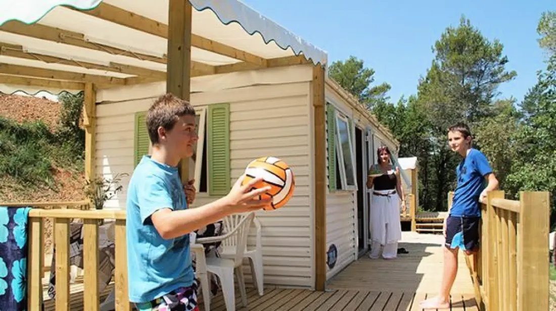Camping Paradis le Ruou4 étoiles★★★★