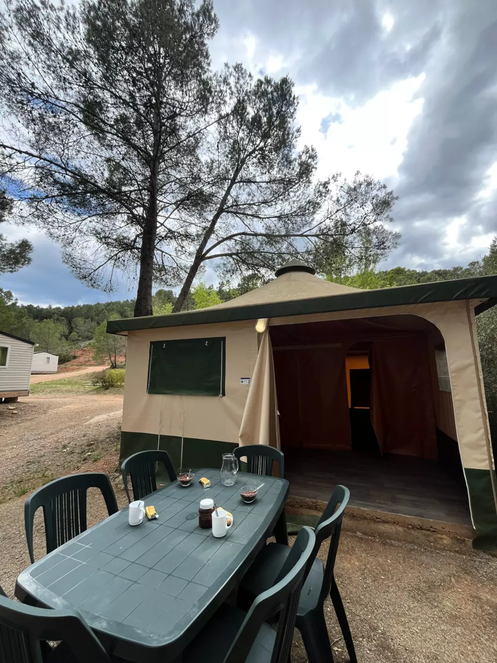 Flower Camping Les Cadenières 4 étoiles★★★★