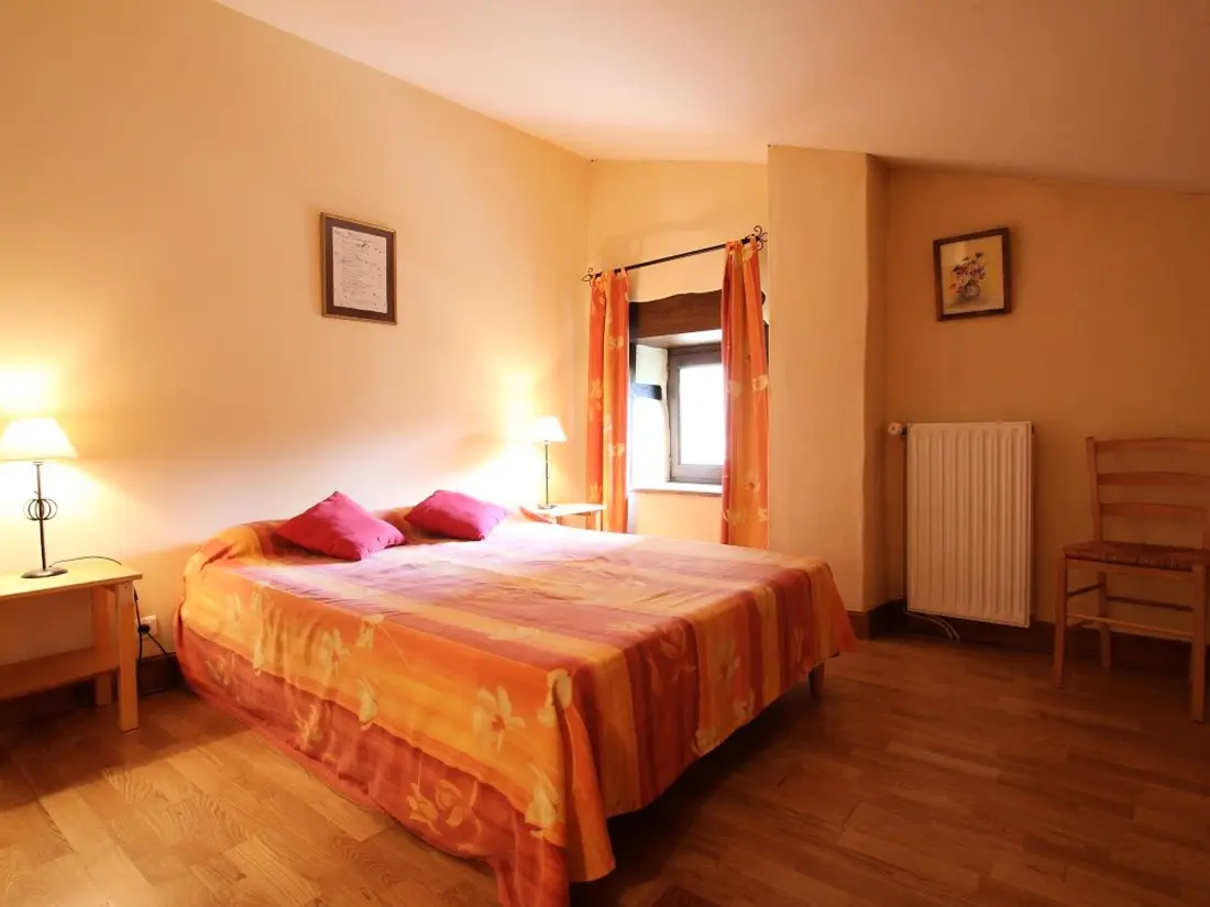 Maison de Vacances Villeneuve-d'Allier 4
