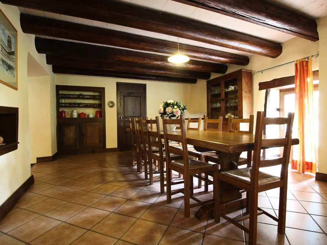 Maison de Vacances Villeneuve-d'Allier 4