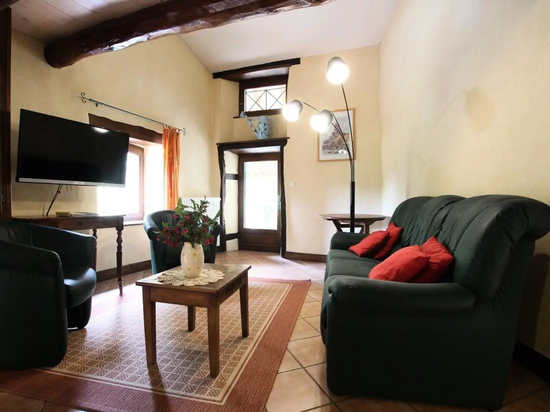 Maison de Vacances Villeneuve-d'Allier 4