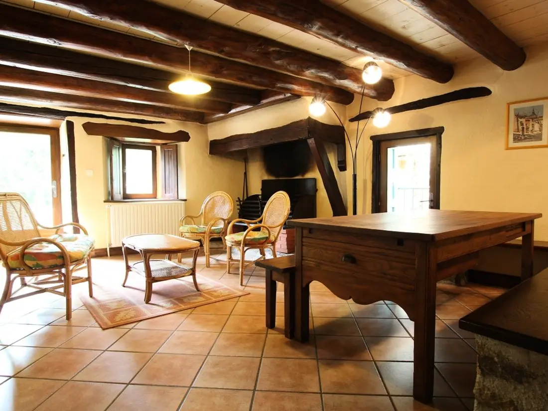 Maison de Vacances Villeneuve-d'Allier 4