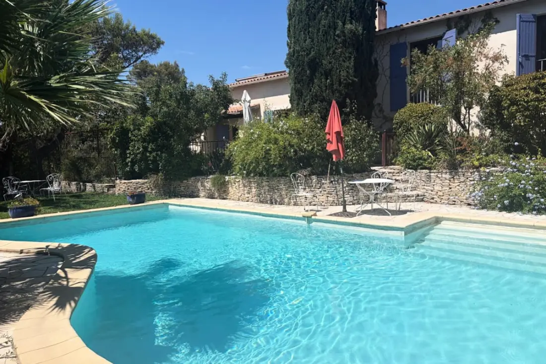 Maison Avec Piscine à Villeneuve-lès-avignon