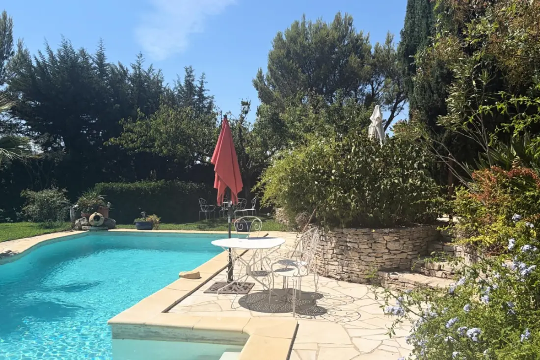 Maison Avec Piscine à Villeneuve-lès-avignon