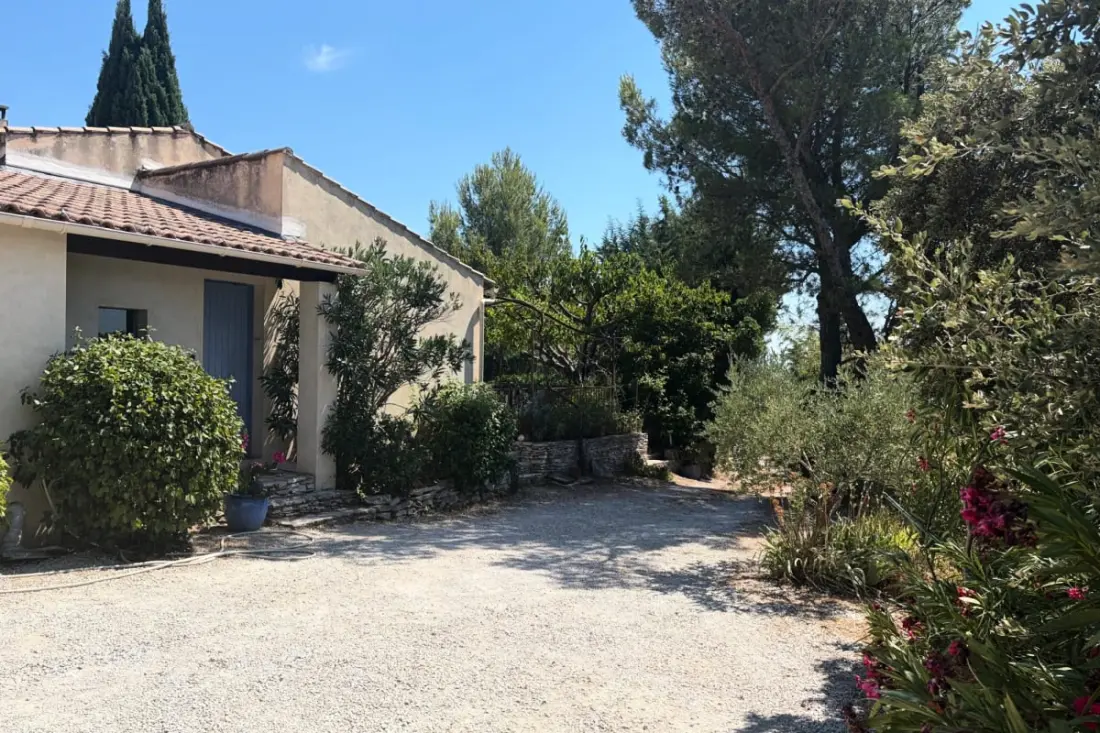 Maison Avec Piscine à Villeneuve-lès-avignon