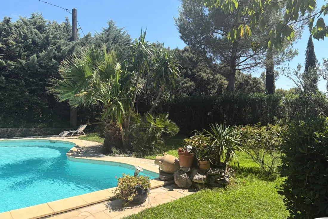 Maison Avec Piscine à Villeneuve-lès-avignon