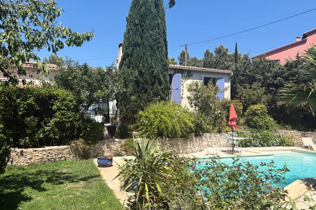Maison Avec Piscine à Villeneuve-lès-avignon
