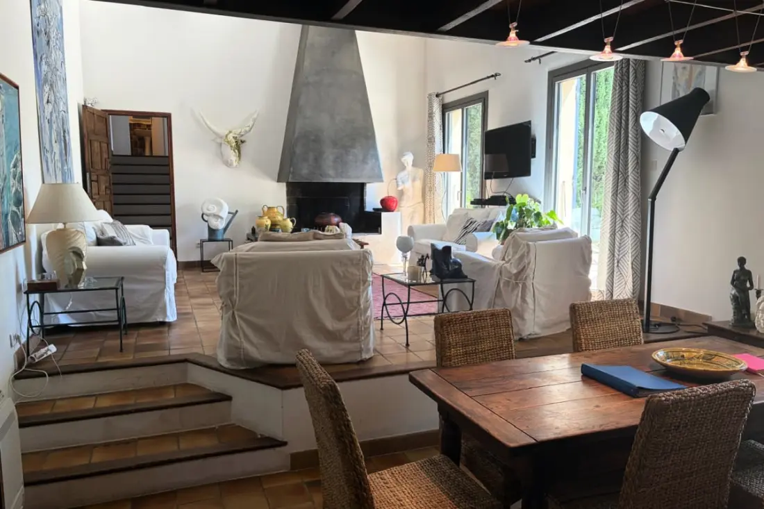 Maison Avec Piscine à Villeneuve-lès-avignon