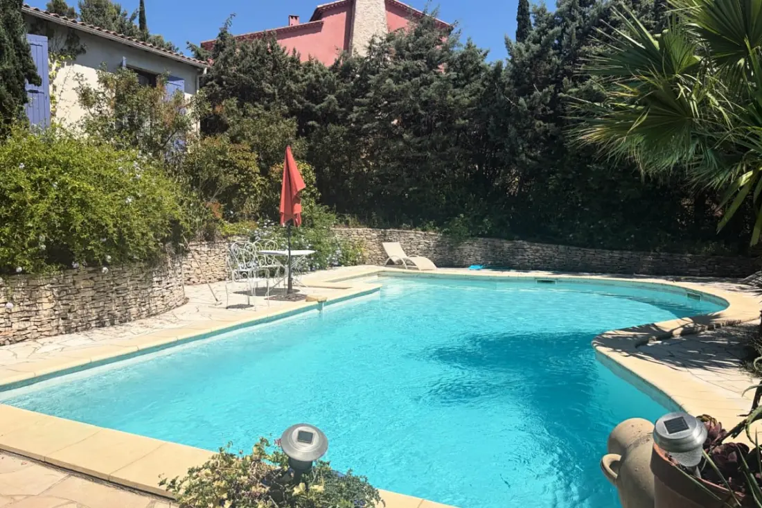 Maison Avec Piscine à Villeneuve-lès-avignon