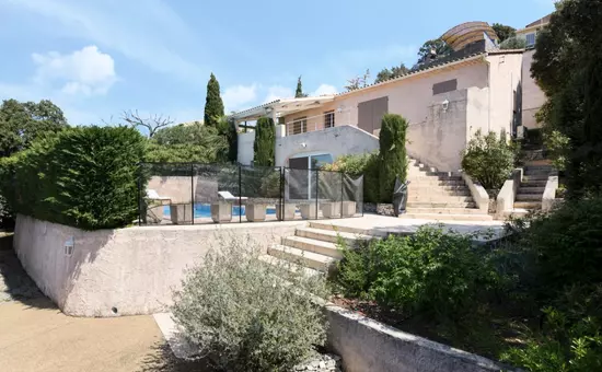 Grande Villa Avec Piscine Et Terrasse
