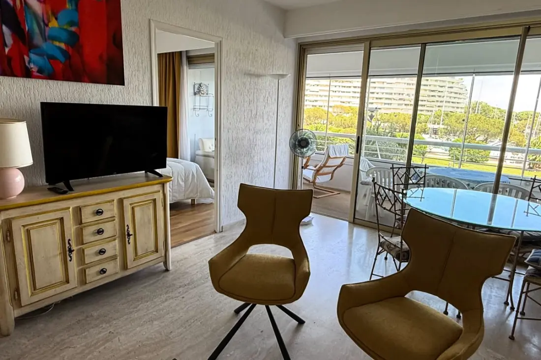Appartement Avec Terrasse à 300m De La Plage