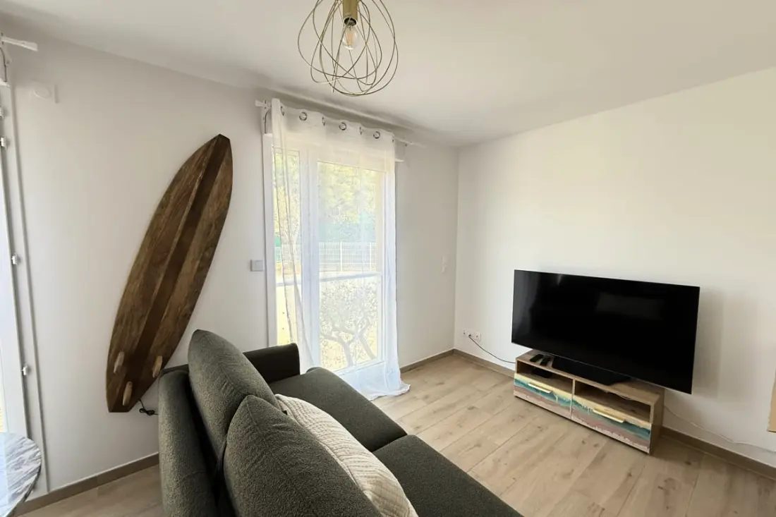 Studio Moderne - Terrasse - Piscine