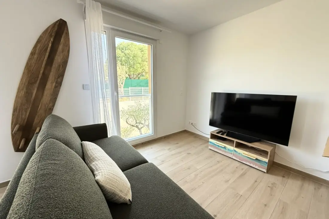 Studio Moderne - Terrasse - Piscine