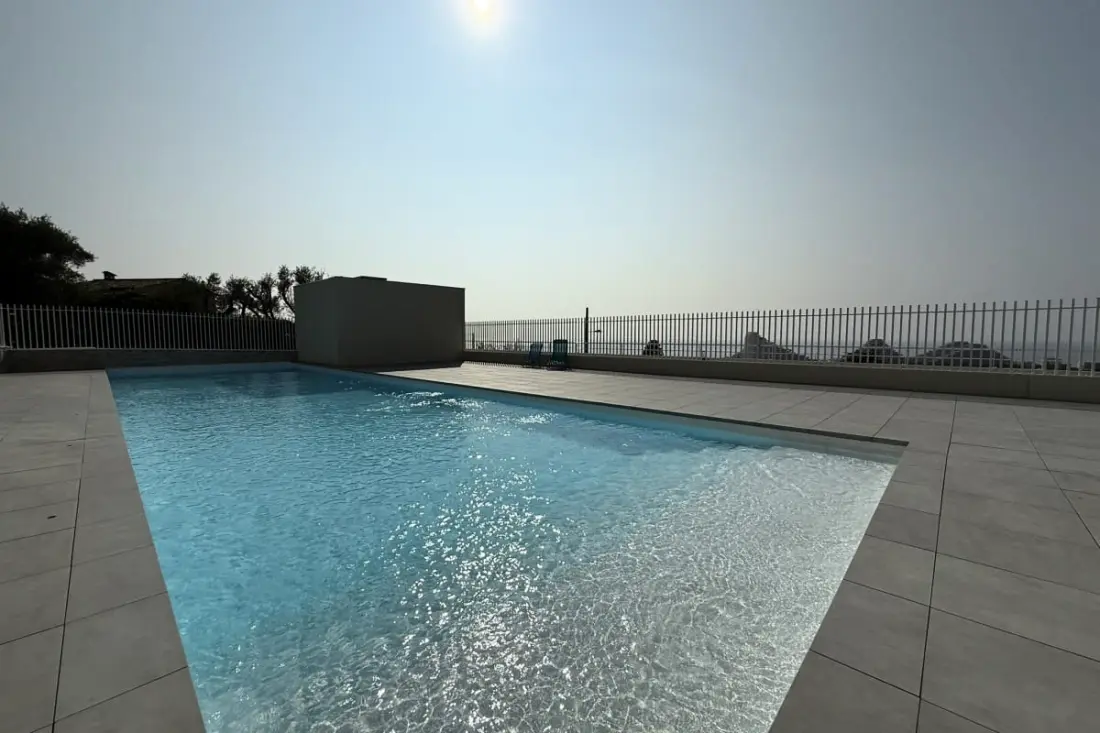 Studio Moderne - Terrasse - Piscine