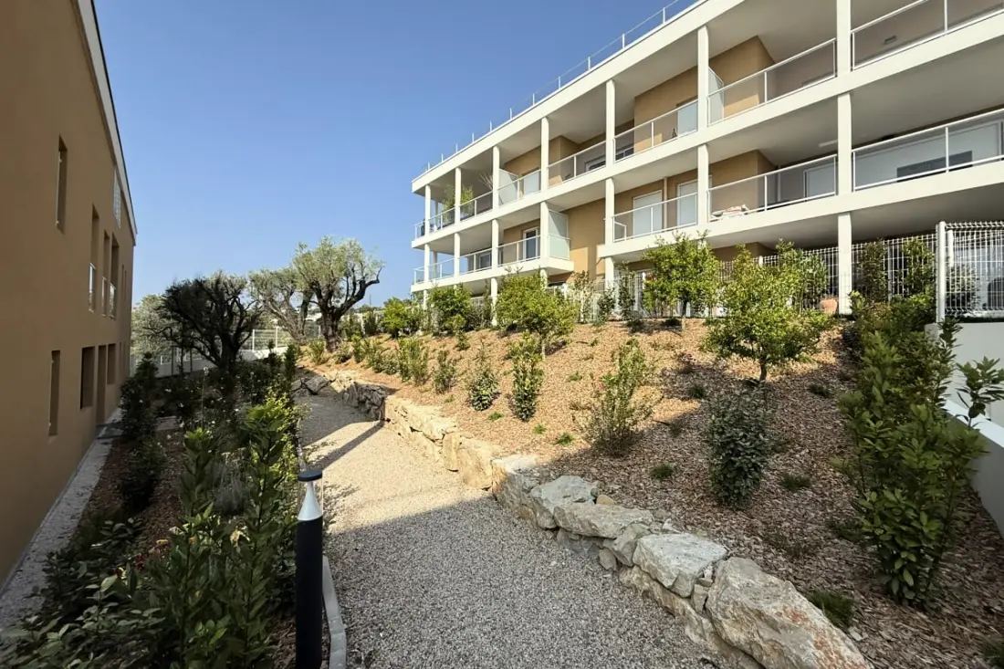 Studio Moderne - Terrasse - Piscine