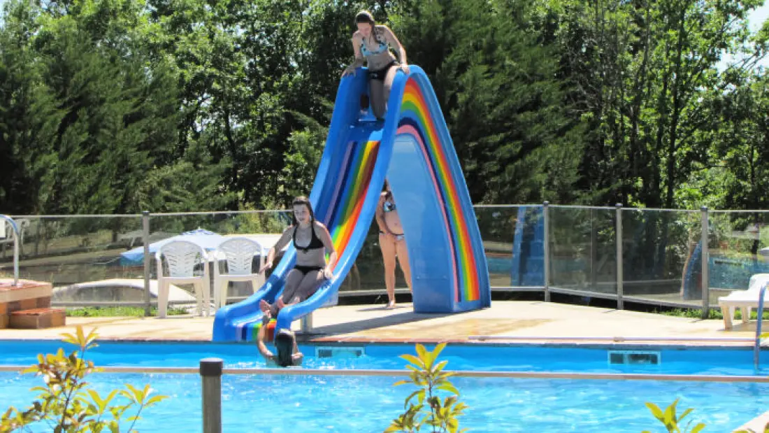 Camping FONTAINE DU ROC 3 étoiles★★★