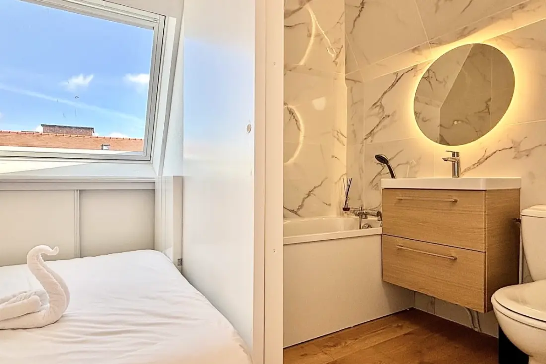 Lumineux, à 100m De La Mer Avec Balcon &amp; Parking
