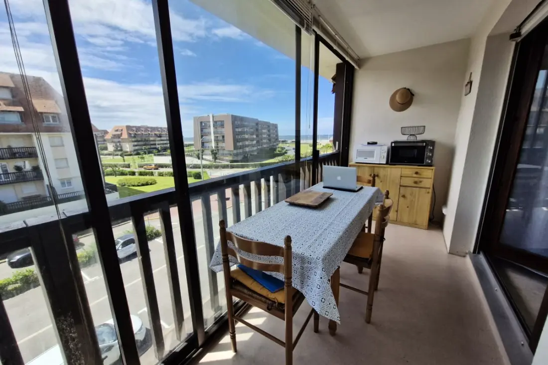 Nid Confortable De Deux Pièces Avec Vue Mer