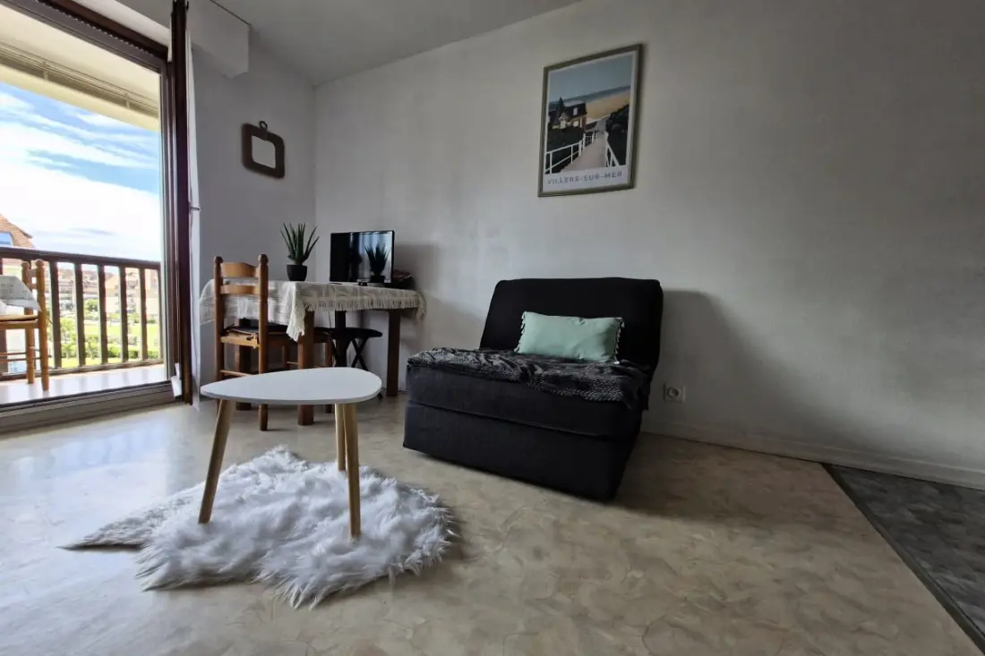 Nid Confortable De Deux Pièces Avec Vue Mer