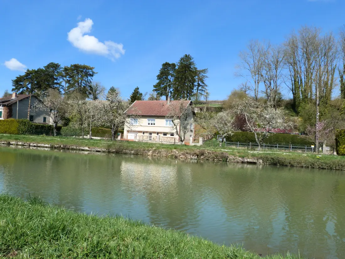 Maison de Vacances VILOSNES-HARAUMONT 3