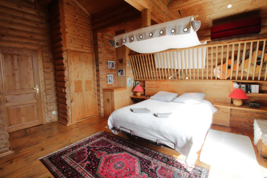 Formidable Chalet Avec Piscine Et Vue