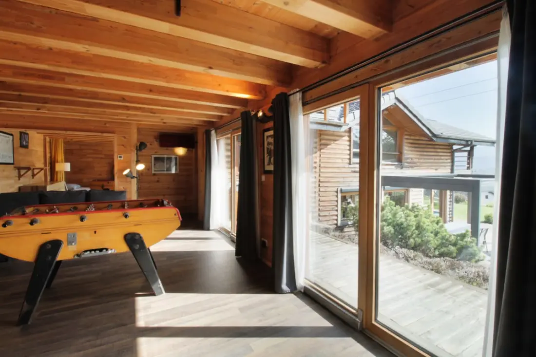 Formidable Chalet Avec Piscine Et Vue
