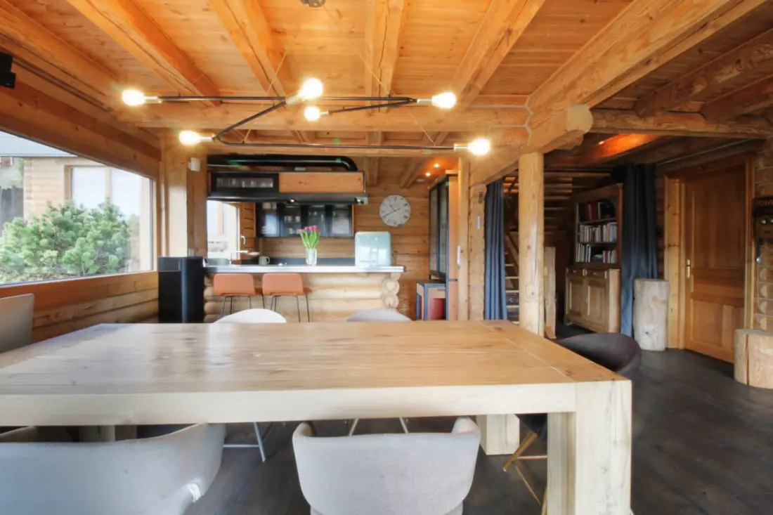 Formidable Chalet Avec Piscine Et Vue