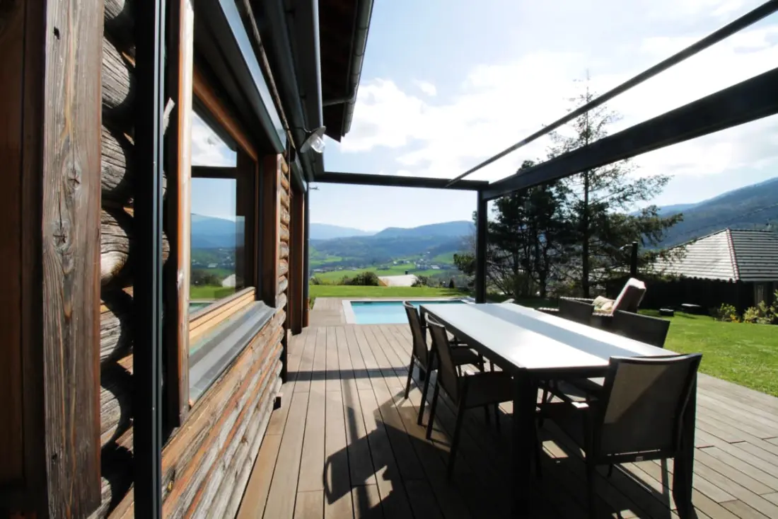 Formidable Chalet Avec Piscine Et Vue