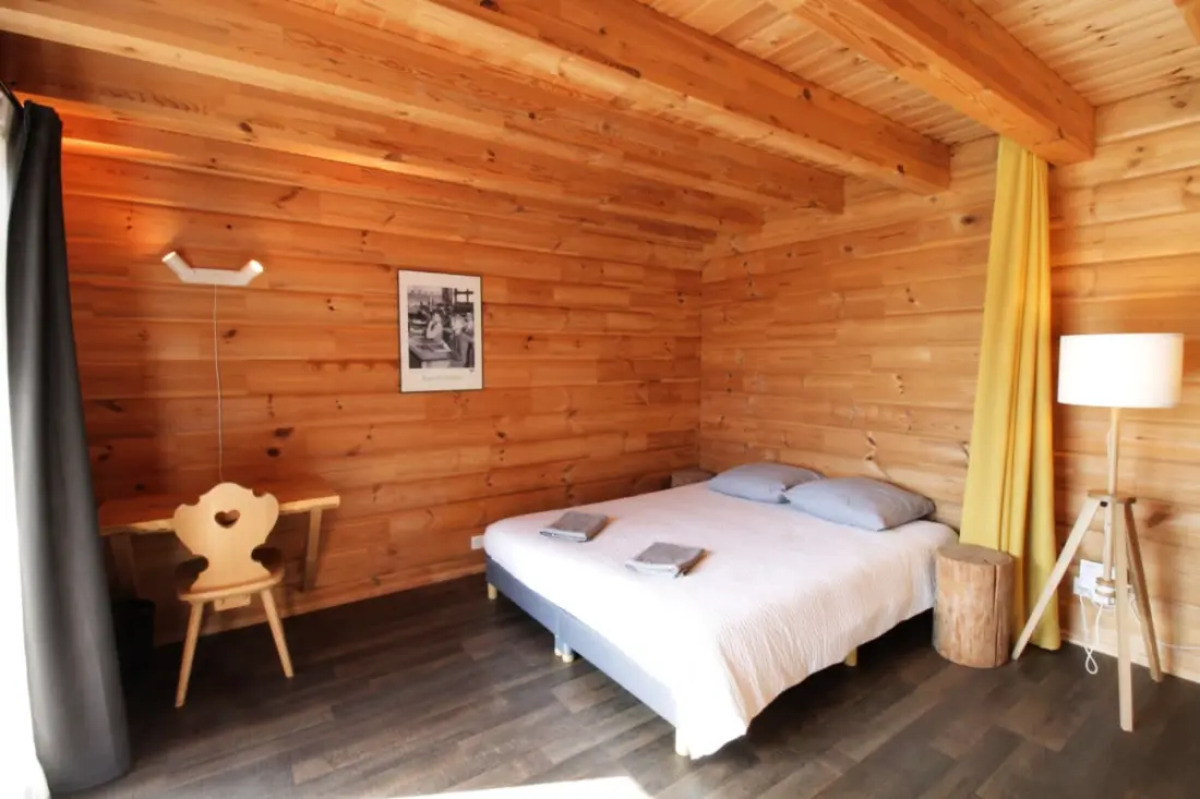 Formidable Chalet Avec Piscine Et Vue